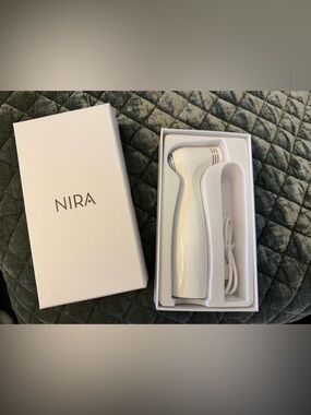 NIRA Pro Laser with Charging Cable
